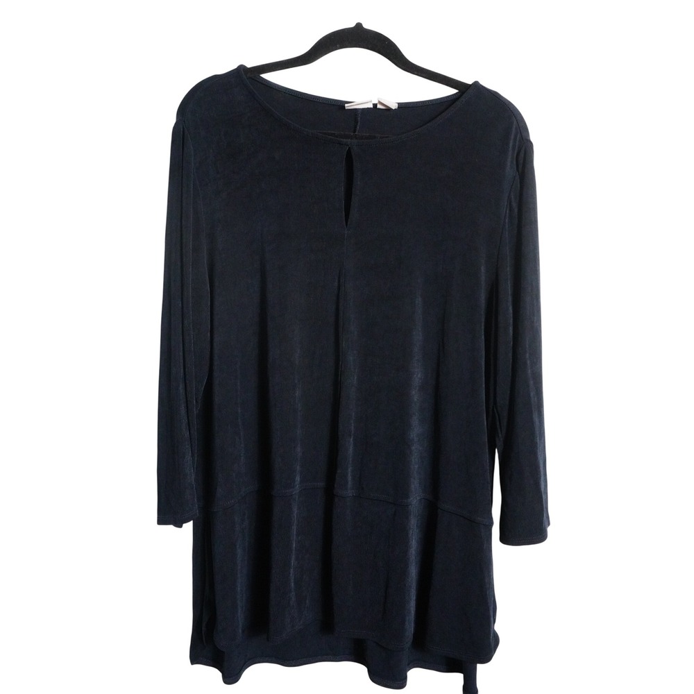 Chicos Travelers Tunic Size 2 Large Navy Blue Keyhole Tiered Slinky Top